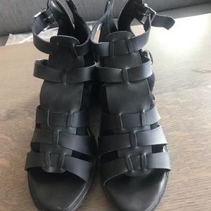 MIA Black Noti Lug Fisherman Sandals